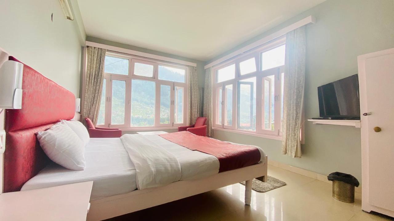 Hotel Meadows Manali Extérieur photo