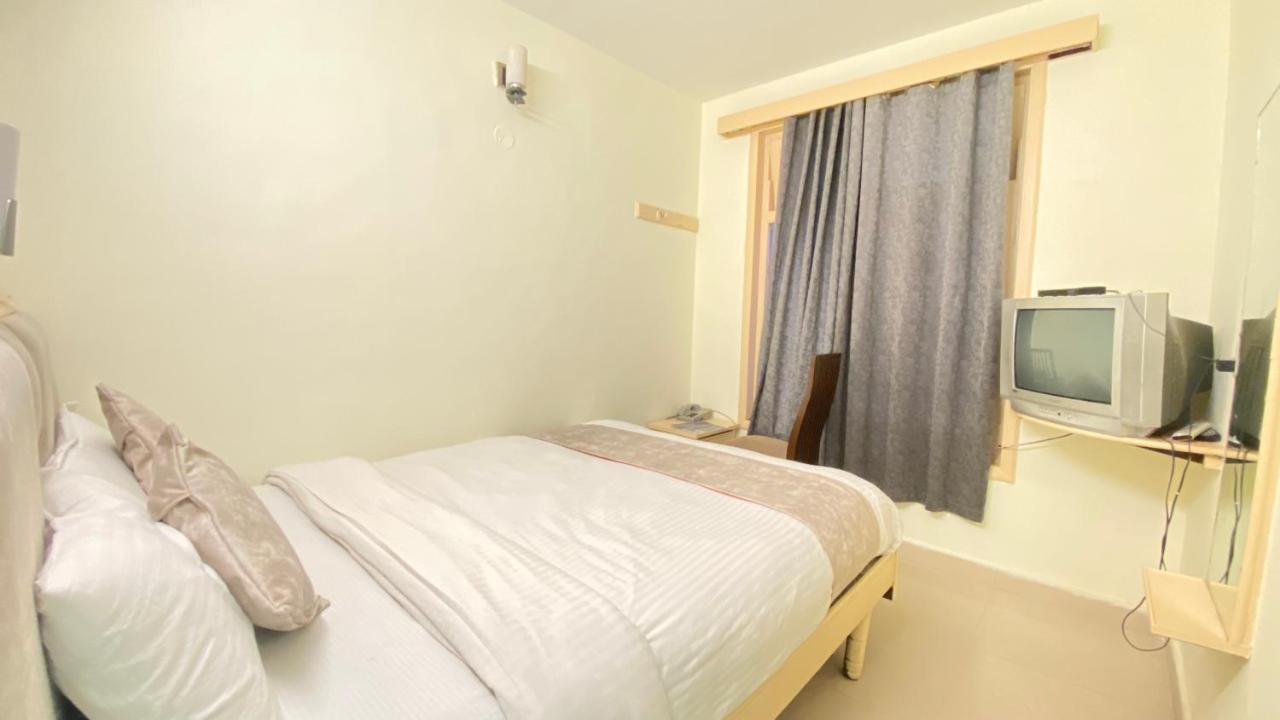 Hotel Meadows Manali Extérieur photo